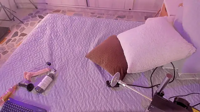 Bunny Blush1 online show from April 6, 8:10 pm