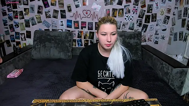 x Ulya1cutex online show from May 7, 5:38 pm