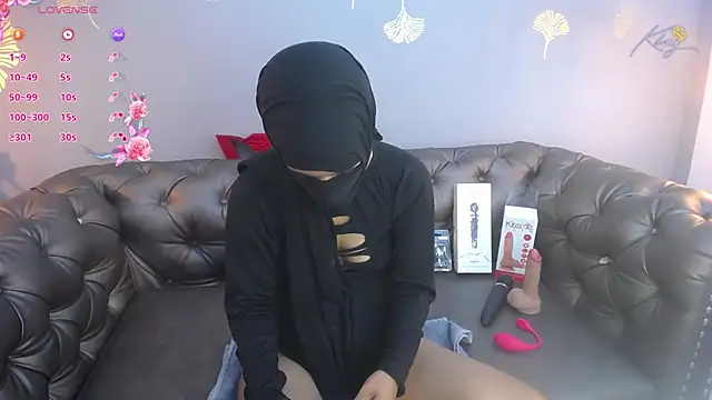 zahra zaid online show from April 13, 8:42 pm