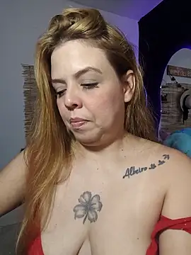 laila d online show from April 10, 7:09 pm