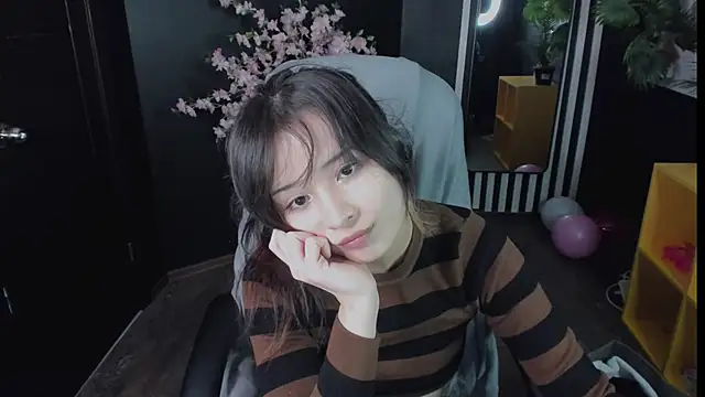 May Ling online show from March 12, 10:23 pm