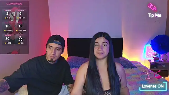 LATINLOVERS 1 online show from May 21, 7:06 am
