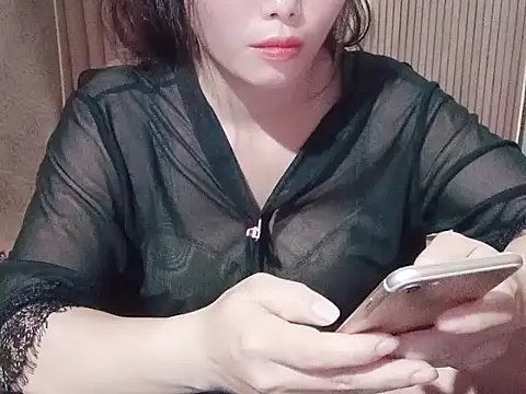 Girl-crazy1 online show from March 2, 5:19 am