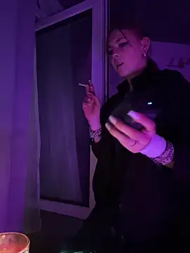 Milli-Kiss online show from March 12, 9:17 pm