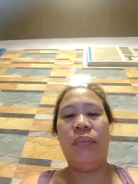 squirtshantal online show from March 18, 7:46 am