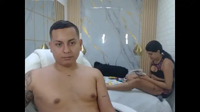 vanessa f online show from April 15, 7:03 pm