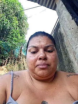 Juli Powl online show from May 15, 11:02 am