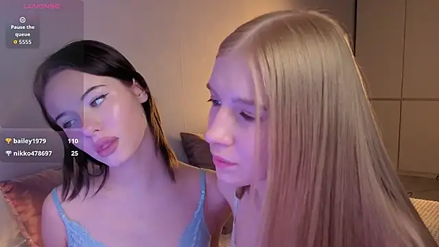 SirenBeatrice online show from March 13, 11:22 am