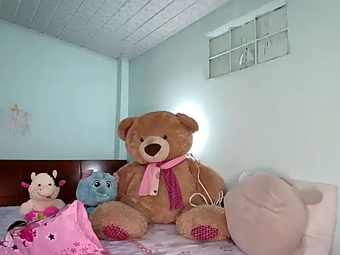 Elii petit online show from February 18, 11:15 pm