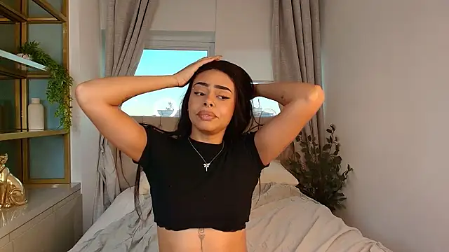 Pauline Clark online show from March 25, 8:45 pm