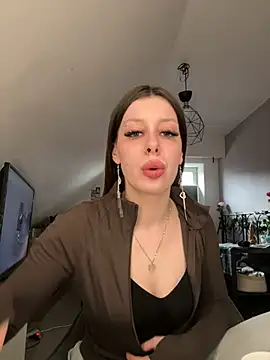 SweetJohana online show from February 28, 12:59 pm