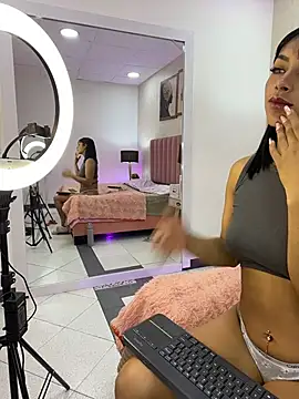 Rubi08  online show from April 10, 12:11 pm