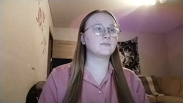 AnikaLipps online show from March 29, 6:07 pm