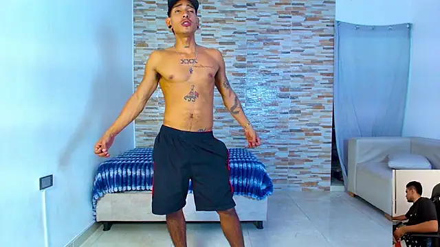 kinkyhousexxxx online show from June 12, 12:18 am