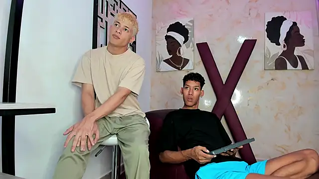 GREEN BOYS online show from March 22, 1:22 am