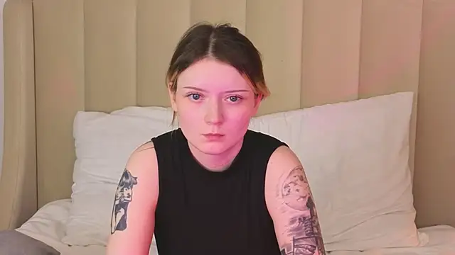 AlyssFrost online show from June 27, 5:41 am