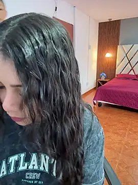 Luna rousse26 online show from March 27, 12:39 pm