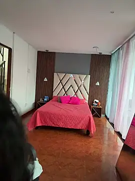 Luna rousse26 online show from April 17, 12:18 pm