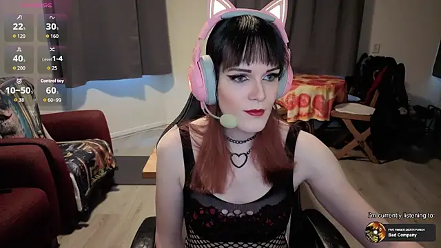 Samanteased online show from April 9, 5:18 pm