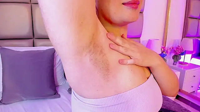 annybentleii online show from March 23, 7:20 pm