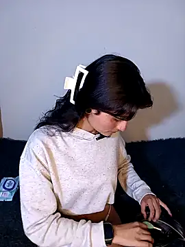 Lili  Clan online show from March 5, 11:22 pm