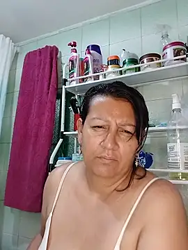 RubyRosh online show from May 27, 2:47 pm