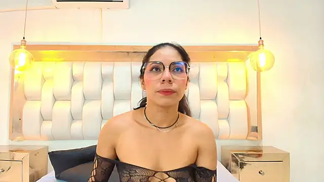 AzulMaveric online show from March 21, 12:10 pm