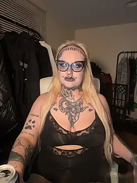 grindhouseho online show from April 17, 2:57 am