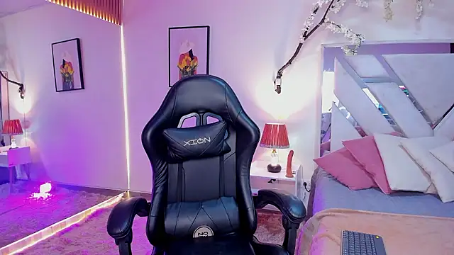 Esmeralda carrascal online show from March 27, 3:19 am