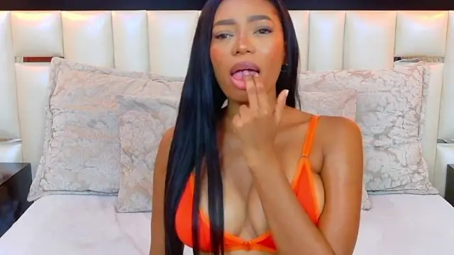 MiaDiamod online show from March 31, 12:27 pm