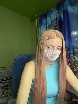 SophieBlackwood online show from May 31, 7:47 am