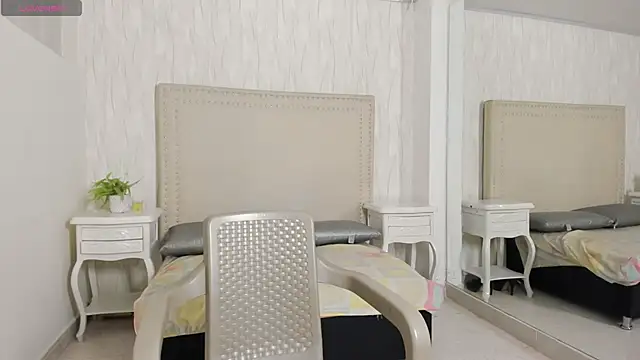 FernandaAvilax online show from March 12, 11:40 pm