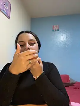 Paulha  miller online show from August 6, 2:02 pm