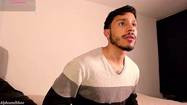 alphaandmuse online show from March 4, 10:11 am