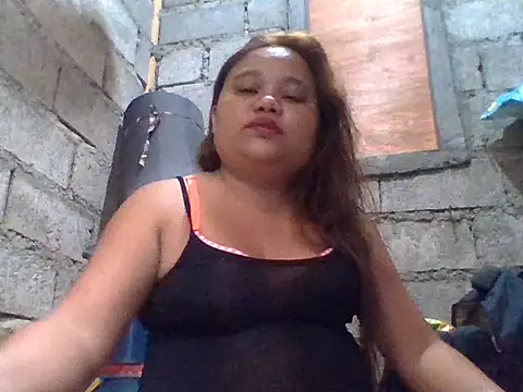 sweetlyn31 online show from June 5, 6:52 am