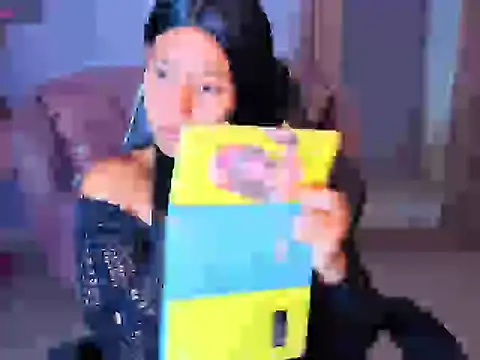 Mia belve a online show from April 14, 12:49 pm