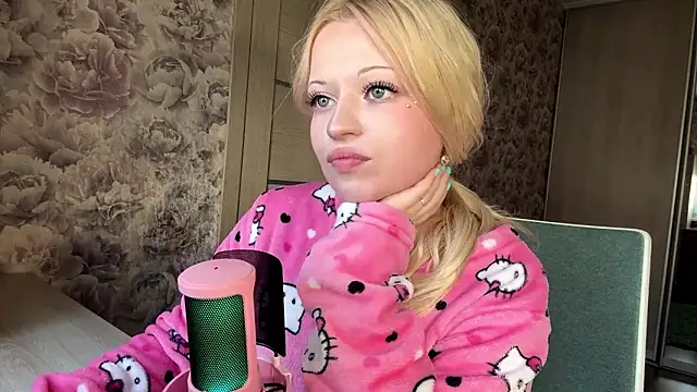 JeneeBIanks online show from March 29, 12:48 pm