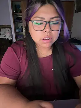 perritarebeldee online show from March 6, 8:15 pm