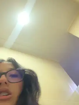 susi chimm online show from April 11, 4:54 pm