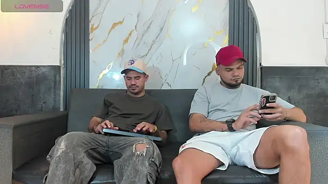 Latins on fire online show from May 17, 11:42 am