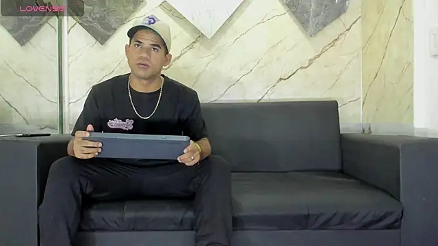 Latins on fire online show from May 21, 11:30 am