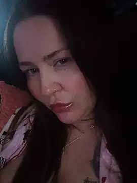 Kandi-kiss online show from August 5, 7:31 pm