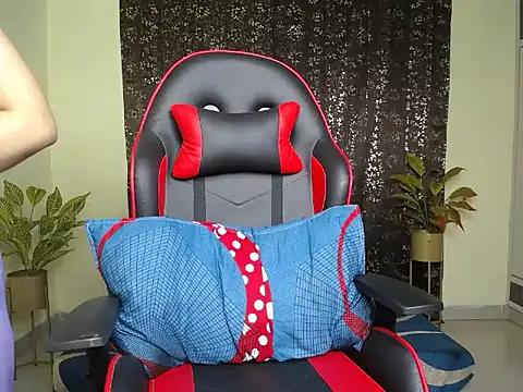 Ishq Fever online show from April 7, 6:37 am