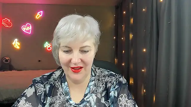 Mary-Leee online show from March 20, 4:01 pm