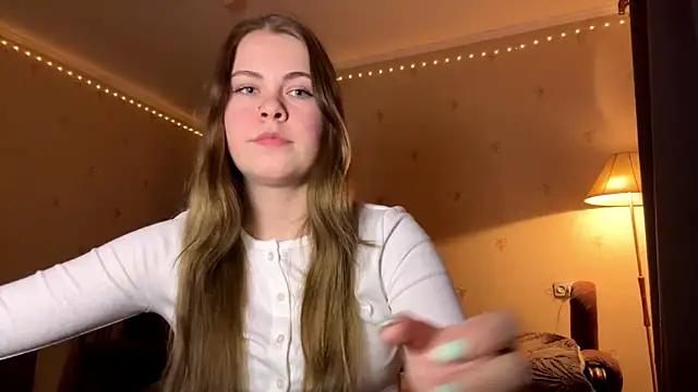 Amy Maev online show from March 6, 2:56 pm