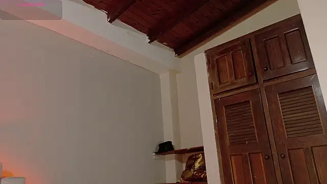 BeckaBlue online show from April 6, 1:01 pm