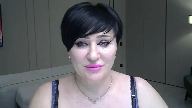 Kleotempt online show from April 10, 8:04 pm