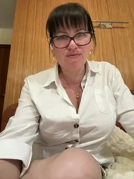 expensive lady online show from May 24, 7:35 pm