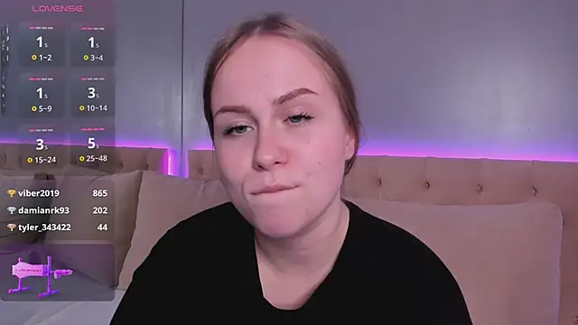 stacy moorex online show from May 30, 2:42 am