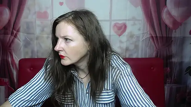 MeganPirs online show from July 14, 5:01 am